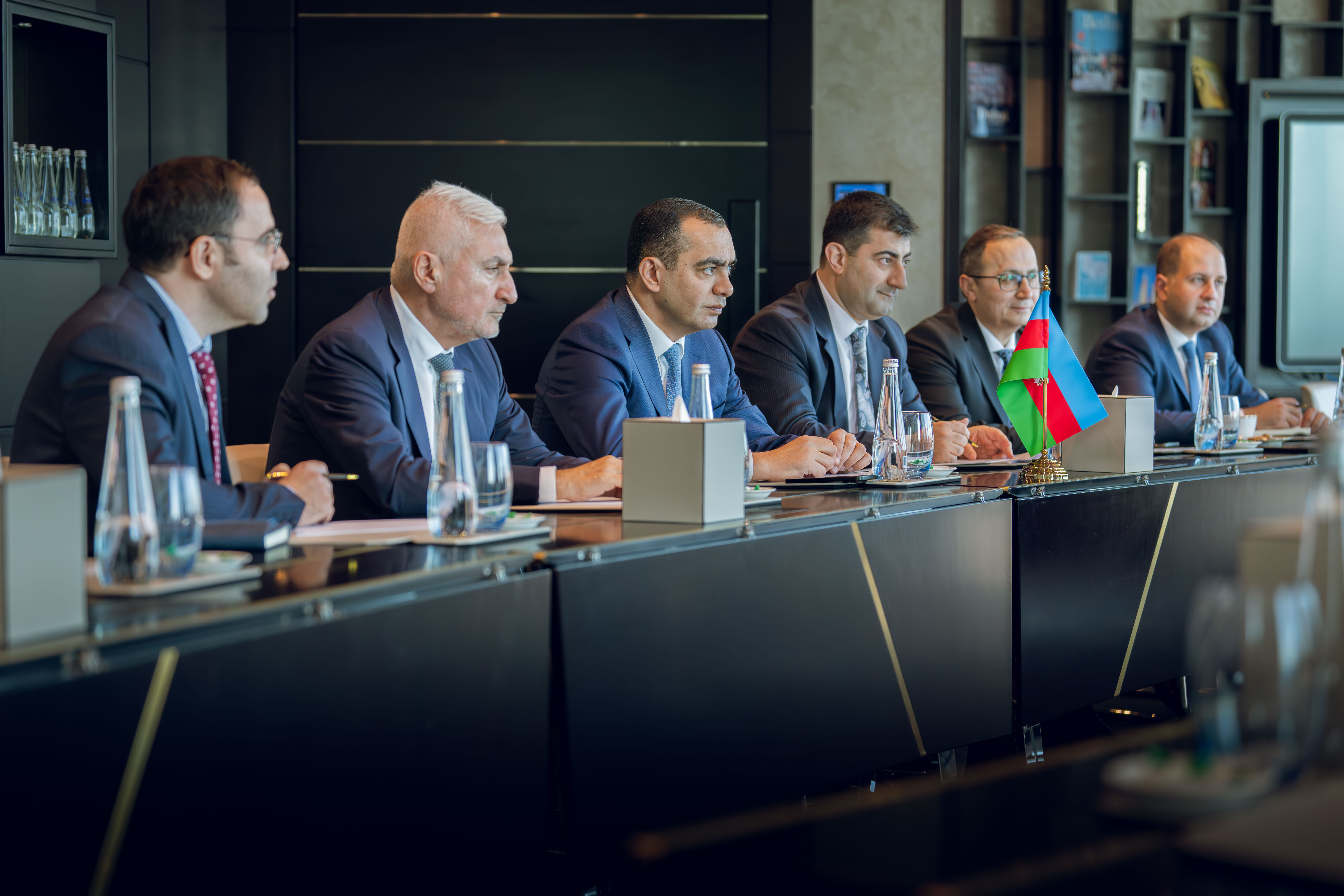  ADRA açıq məkandakı reklam sahəsində beynəlxalq təcrübəni öyrənir