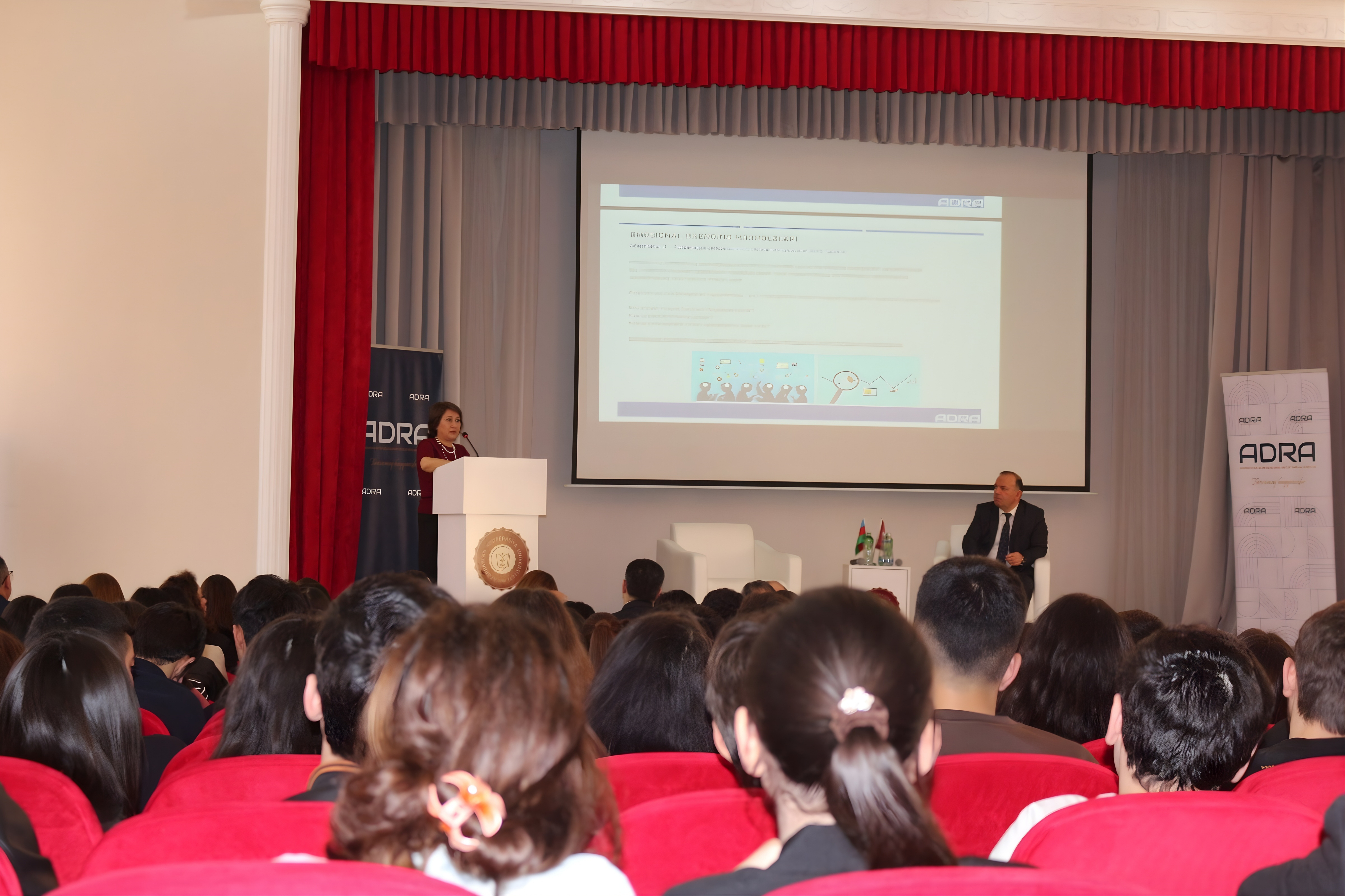  Tələbələrə “Emosional marketinq” mövzusunda təlim keçirilib