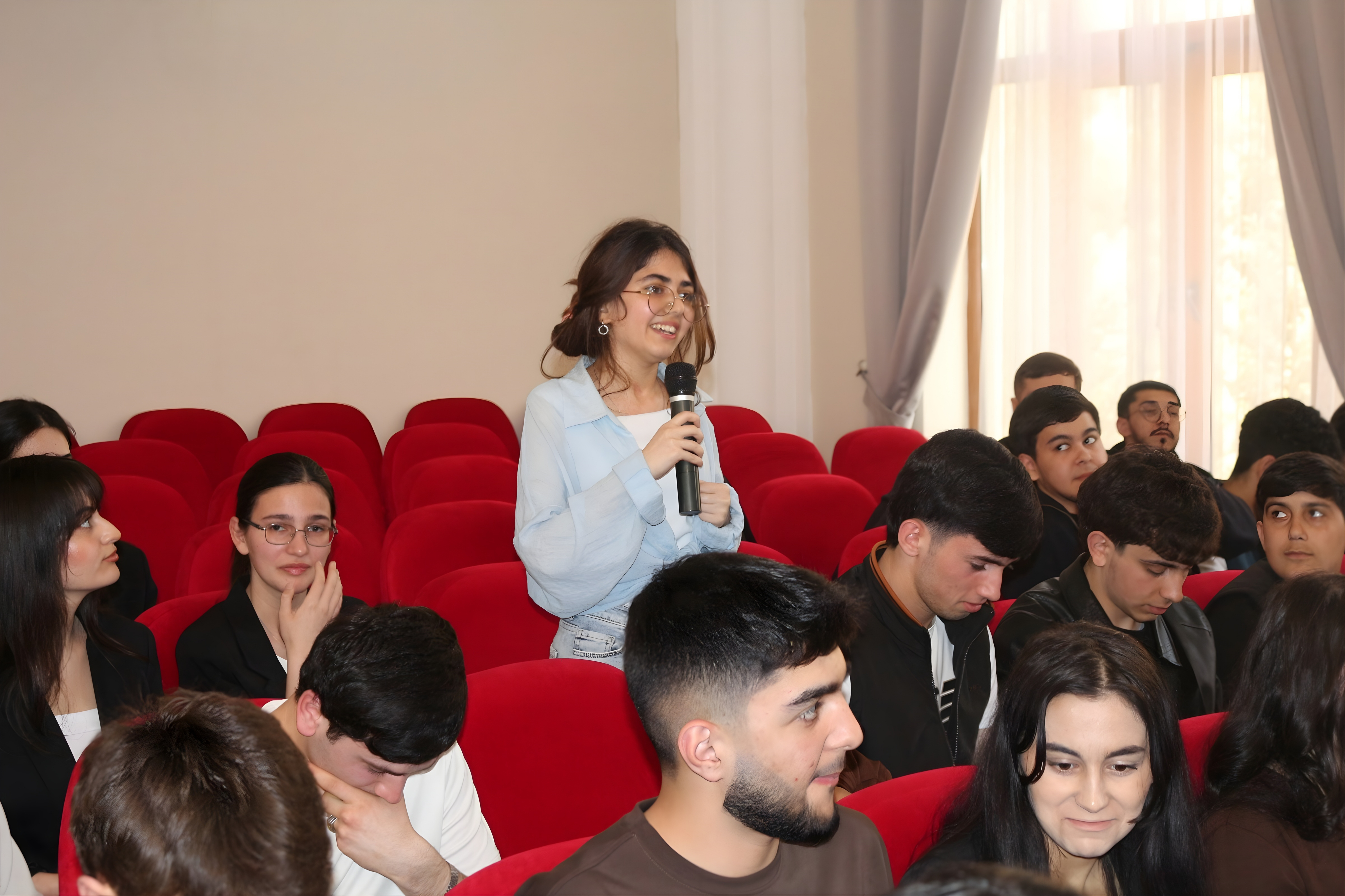  Tələbələrə “Emosional marketinq” mövzusunda təlim keçirilib